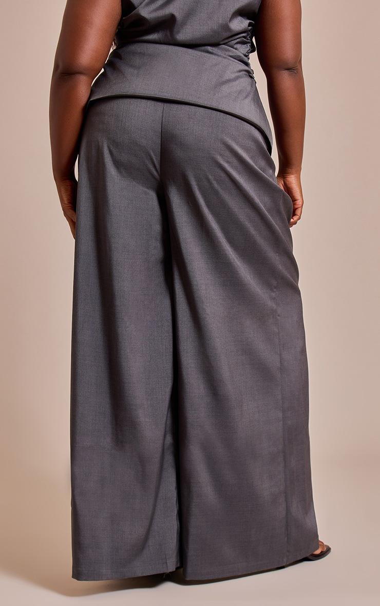 Pretty Little Thing Plus Navy Pleated High Rise Wide Leg Pants