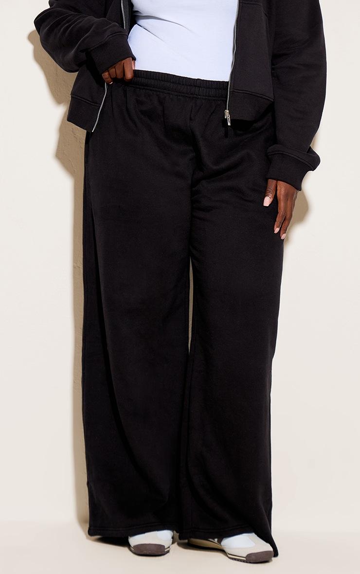 Pretty Little Thing Plus Straight Leg Black Sweatpant