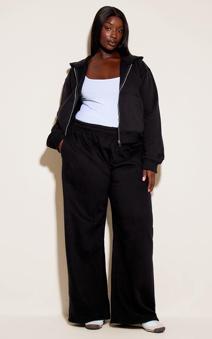 Pretty Little Thing Plus Straight Leg Black Sweatpant