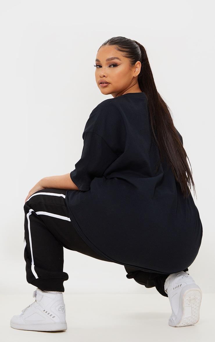 Pretty Little Thing Plus Ultimate Black Oversized T Shirt
