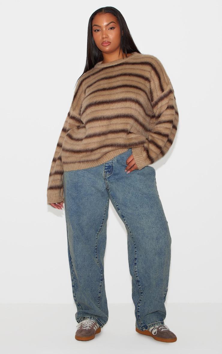 Pretty Little Thing Plus Vintage Wash Boyfriend Jeans