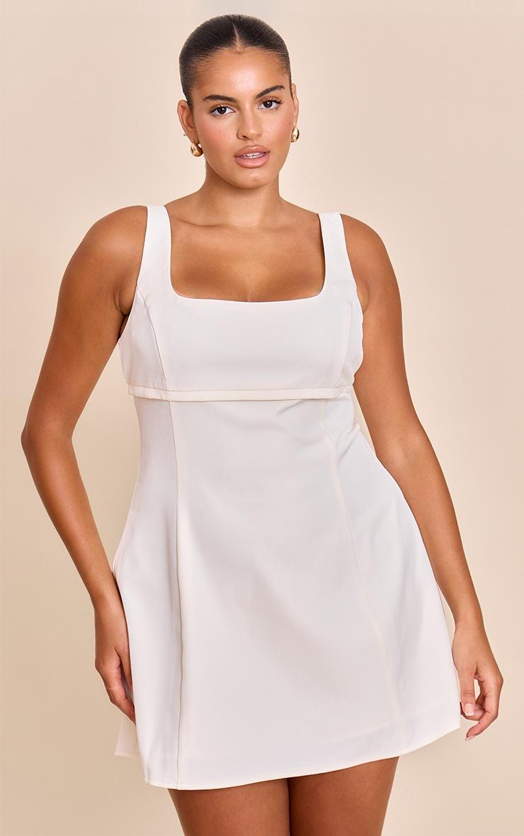 Pretty Little Thing Plus White Tailored Woven Bust Seam Detail Shift Dress