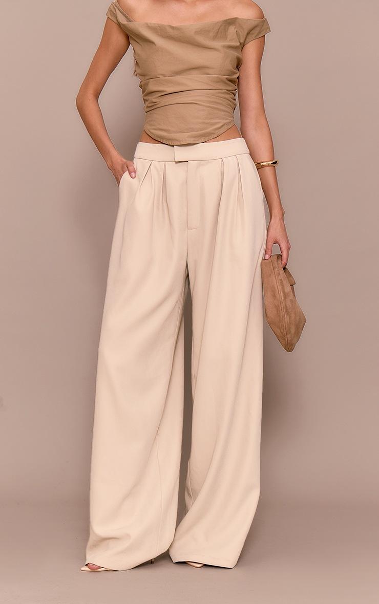 Pretty Little Thing Premium Sand Tailored Pleated Lined Wide Leg Pants