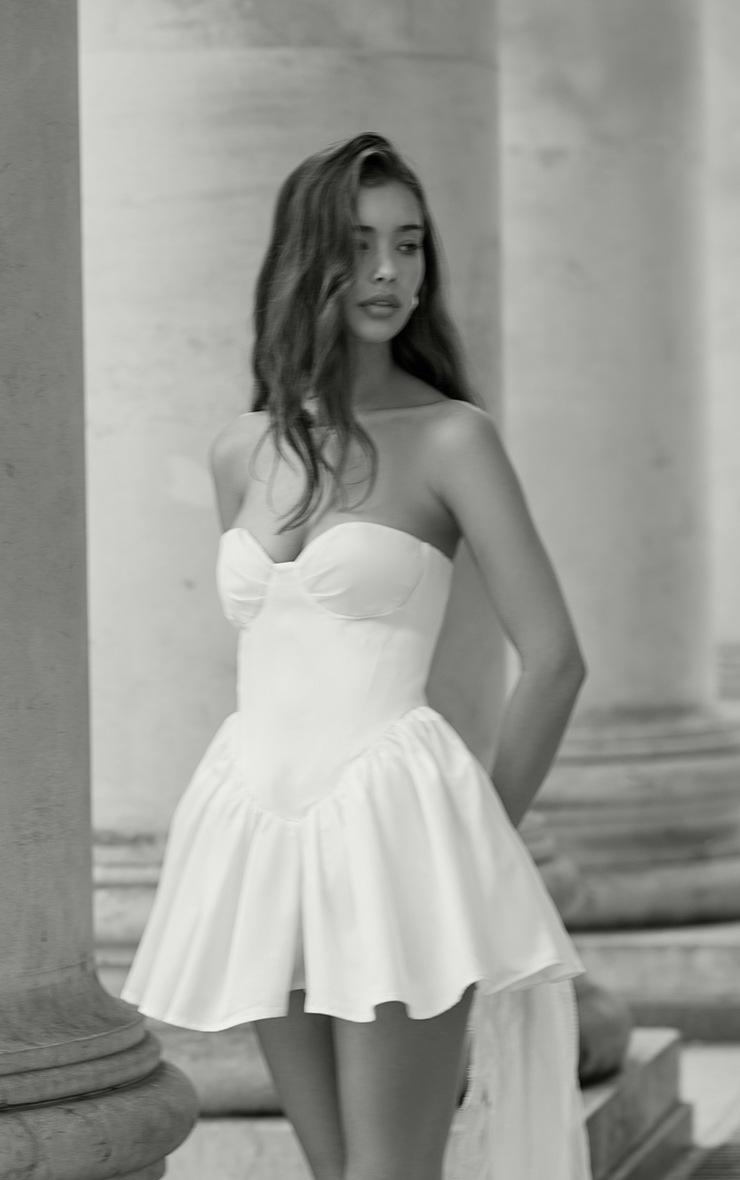 Pretty Little Thing Premium White Satin Sweetheart Corset Hip Pleated Romper