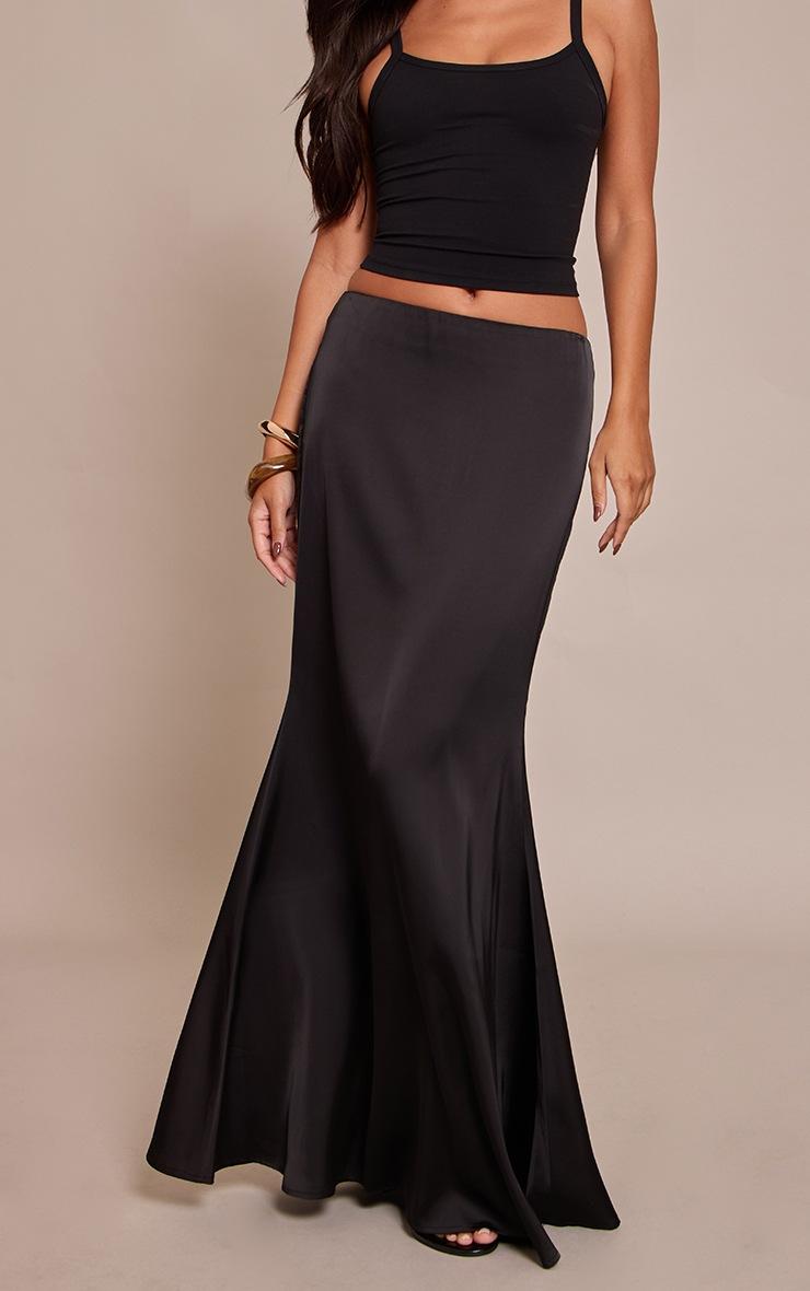 Pretty Little Thing Black Floaty Satin Maxi Skirt