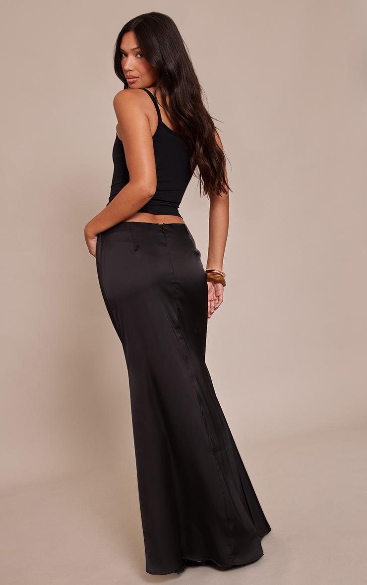 Pretty Little Thing Black Floaty Satin Maxi Skirt