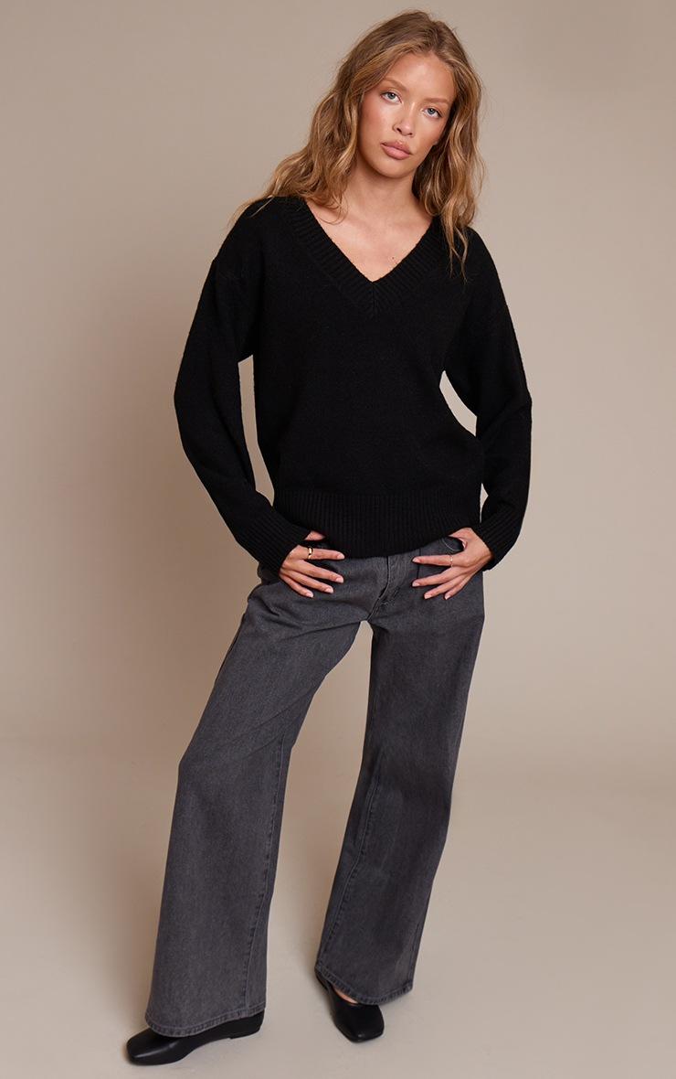 Pretty Little Thing Black V Neck Knitted Sweater