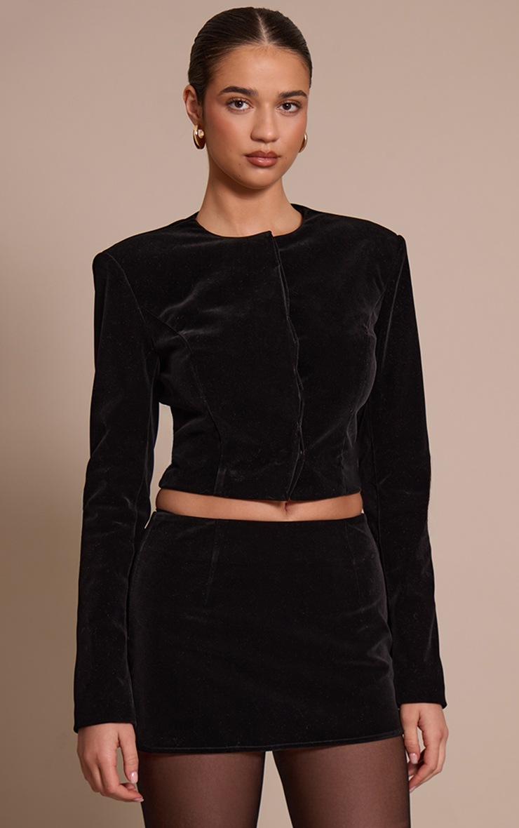 Pretty Little Thing Black Velvet Cropped Blazer