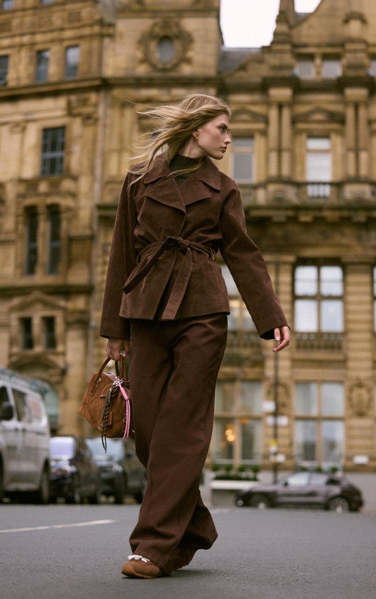 Pretty Little Thing Brown Mid Rise Wide Leg Jeans