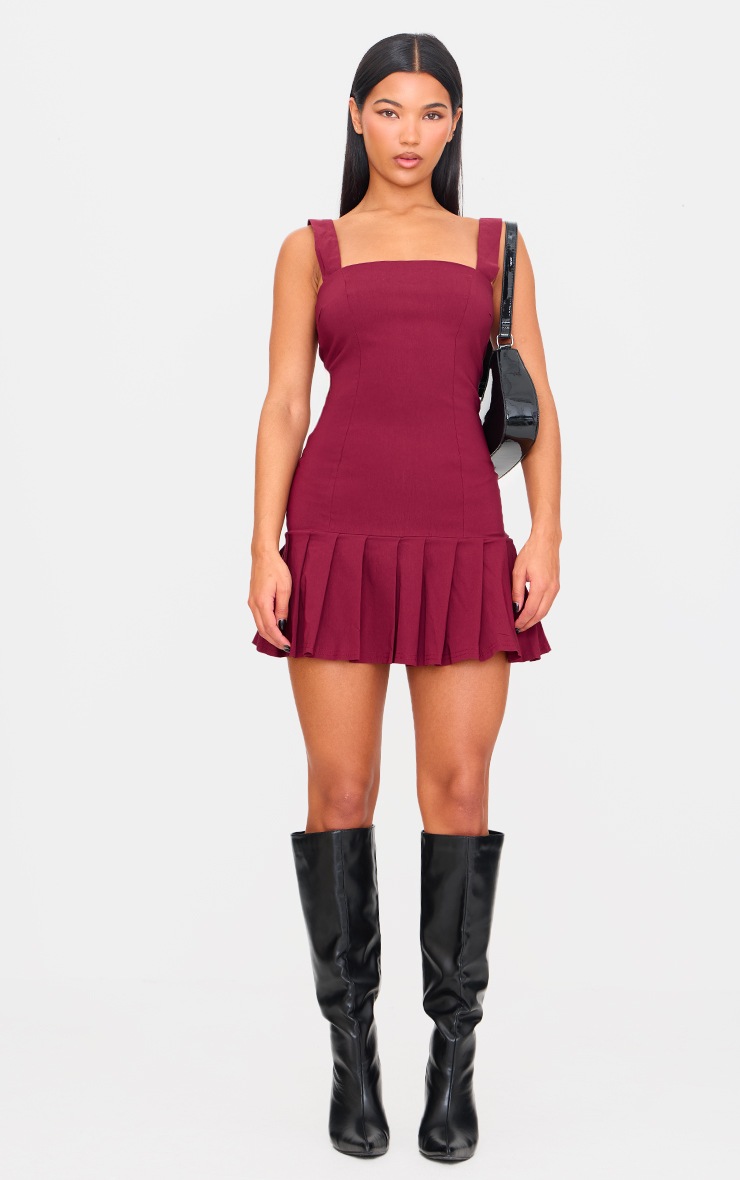 Pretty Little Thing Burgundy Pleated Shift Dress