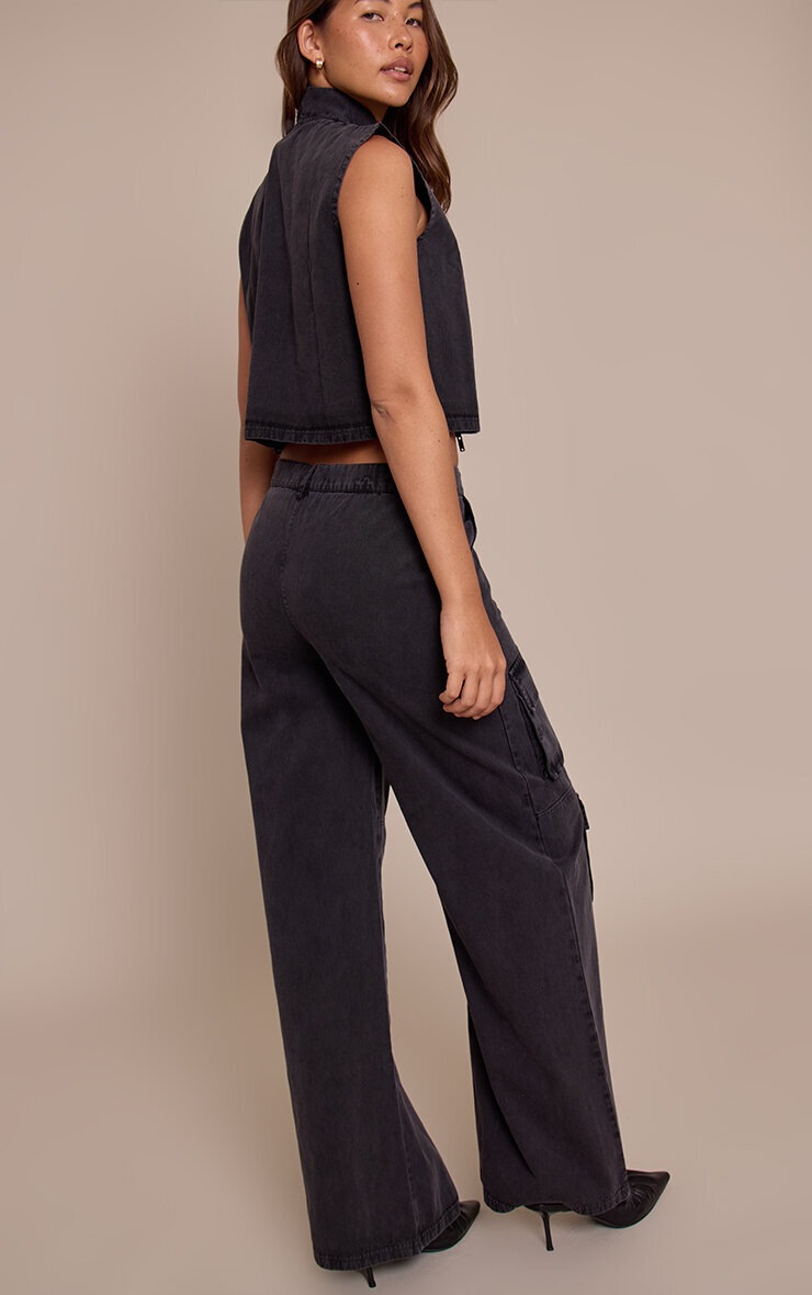 Pretty Little Thing Charcoal Washed Zip Up Top