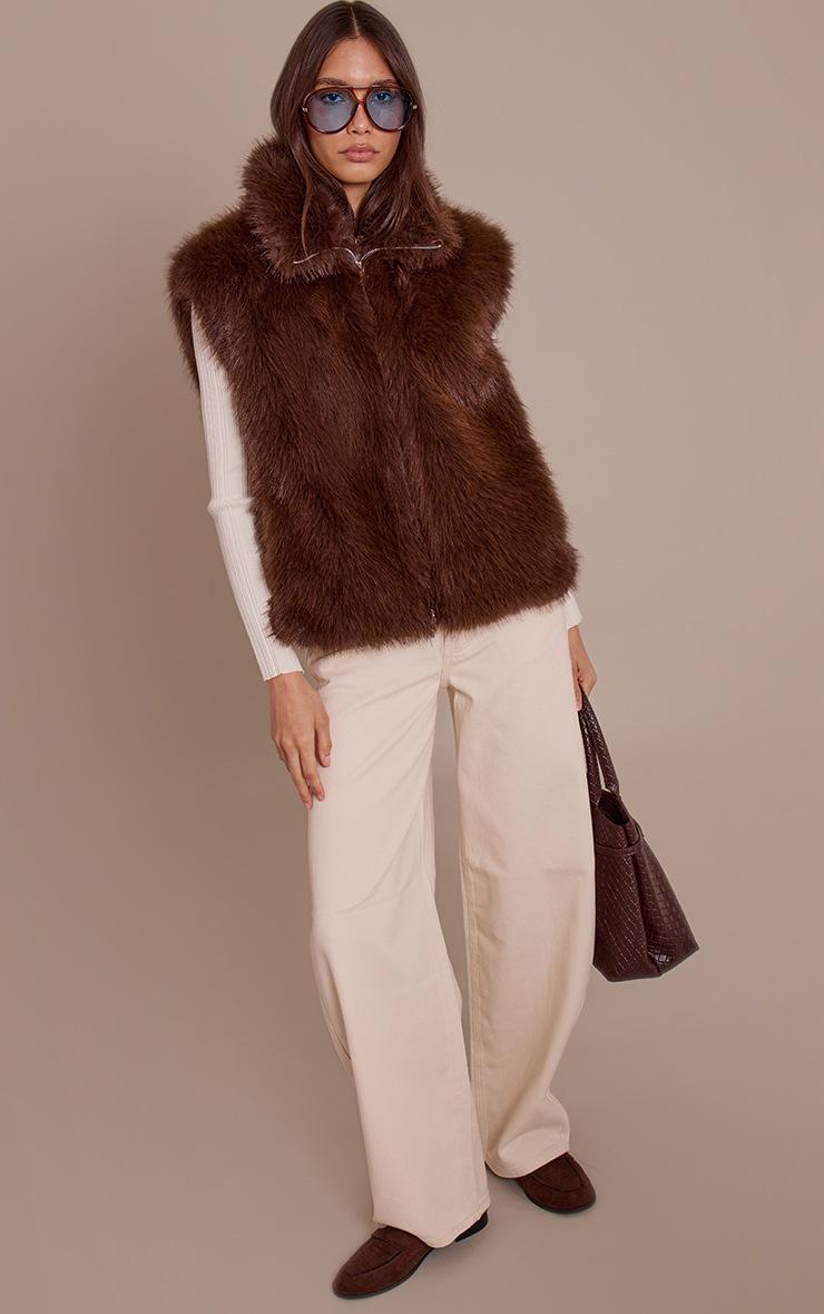 Pretty Little Thing Chocolate Faux Fur Vest