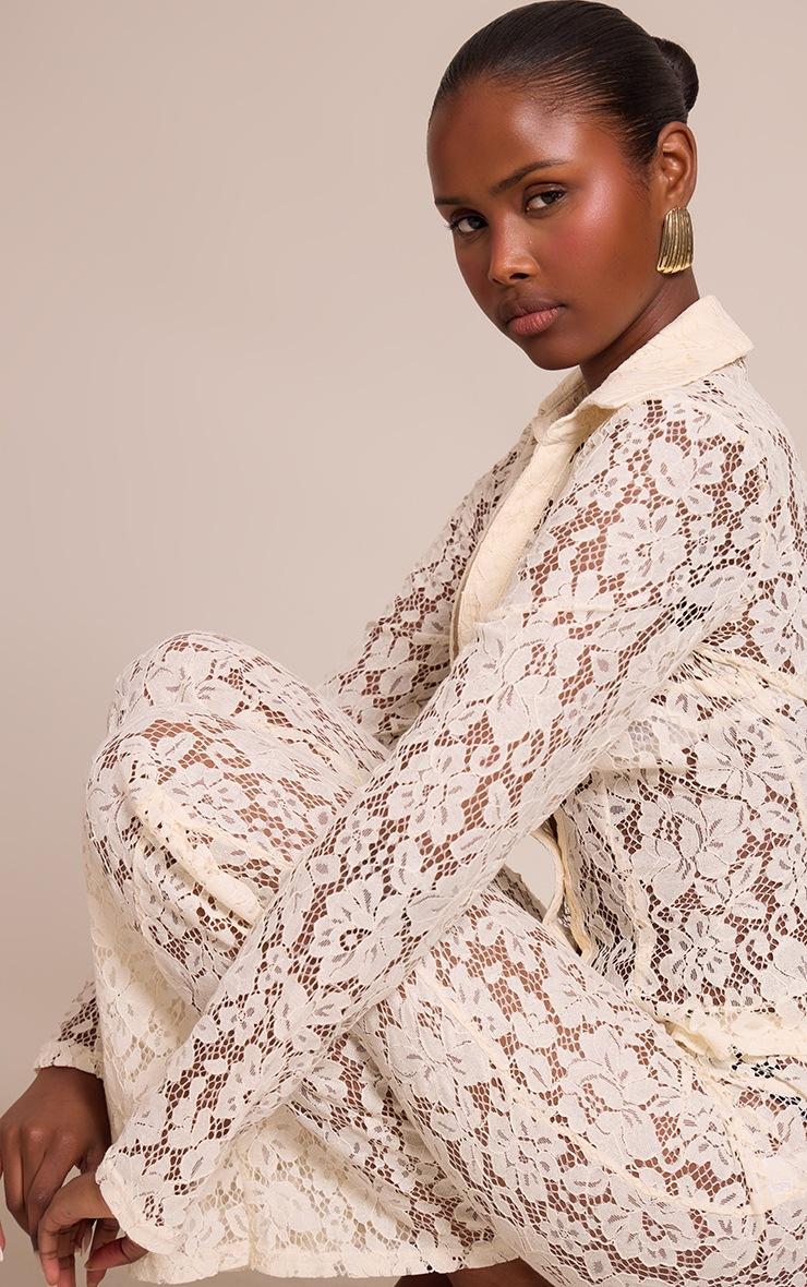 Pretty Little Thing Cream Lace Long Sleeve Shirt