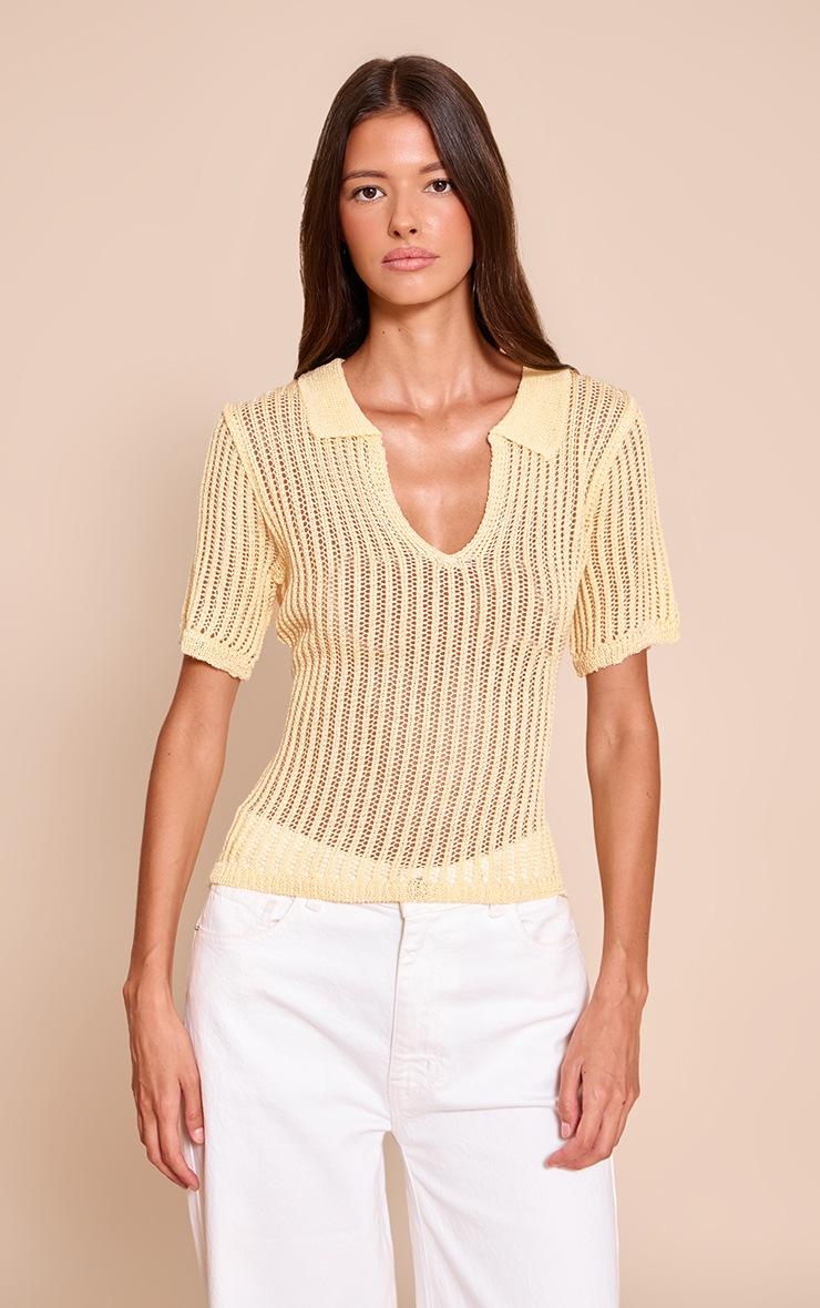 Pretty Little Thing Lemon V Neck Knit Polo Top