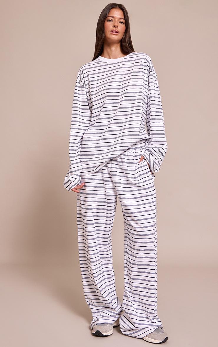 Pretty Little Thing Navy Stripe Long Sleeved Top