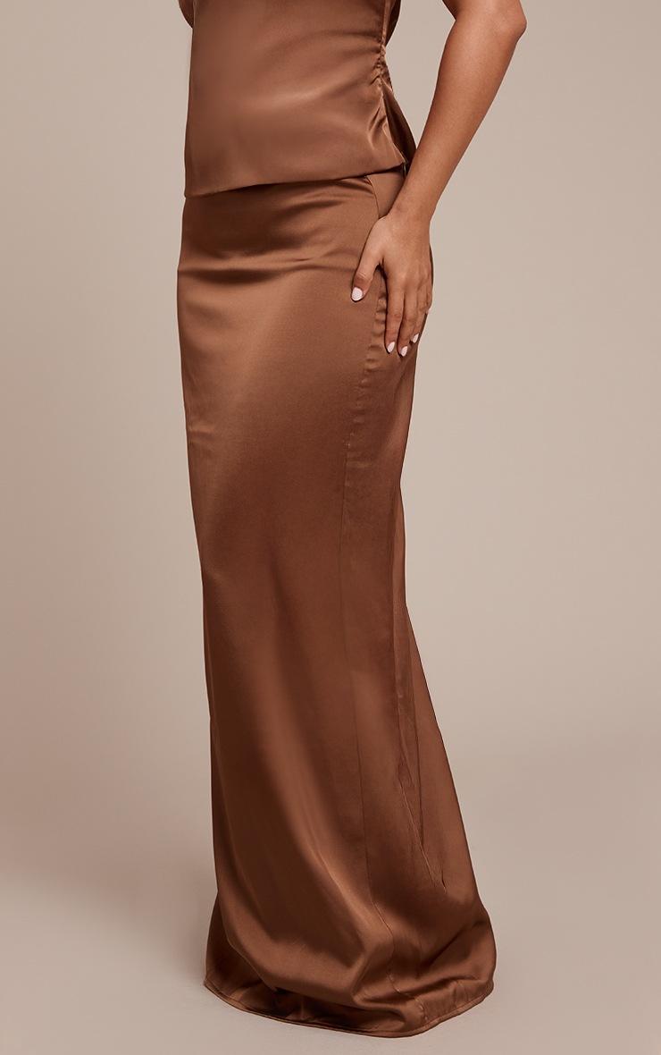 Pretty Little Thing Petite Mocha Satin Maxi Skirt