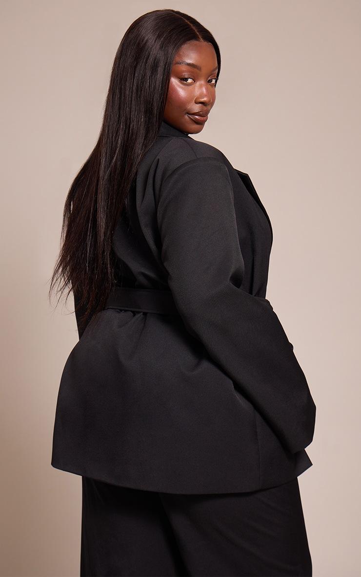 Pretty Little Thing Plus Black Belted Blazer