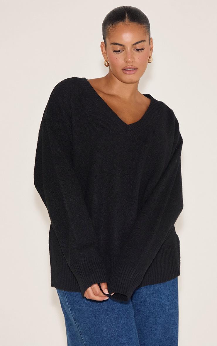 Pretty Little Thing Plus Black Knit V-neck Sweater