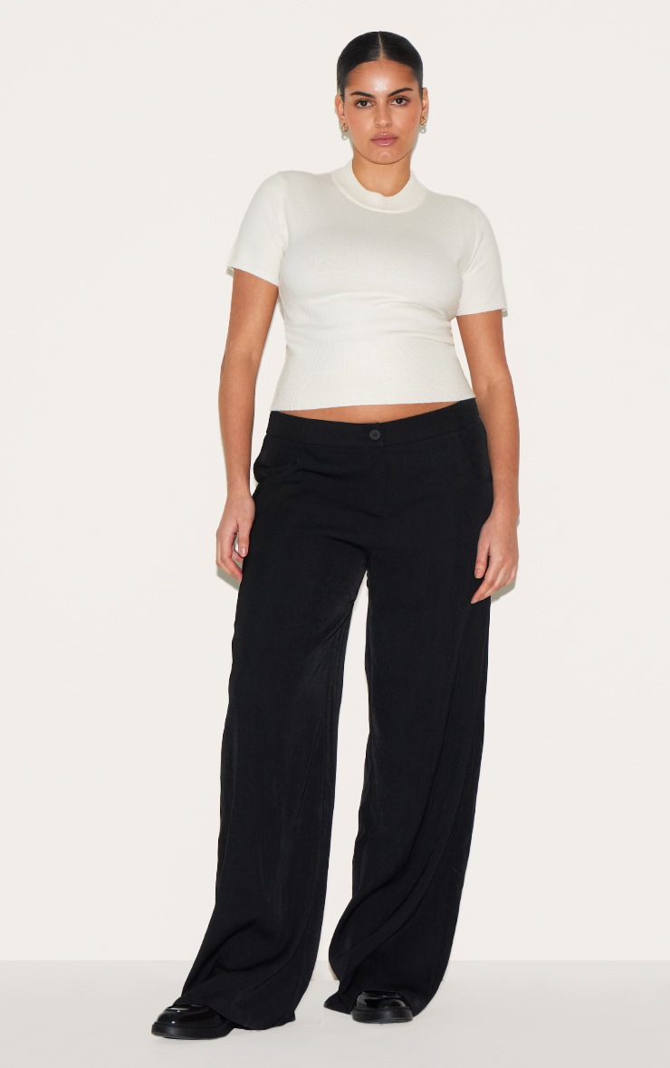 Pretty Little Thing Plus Cream Basic Knit T Shirt