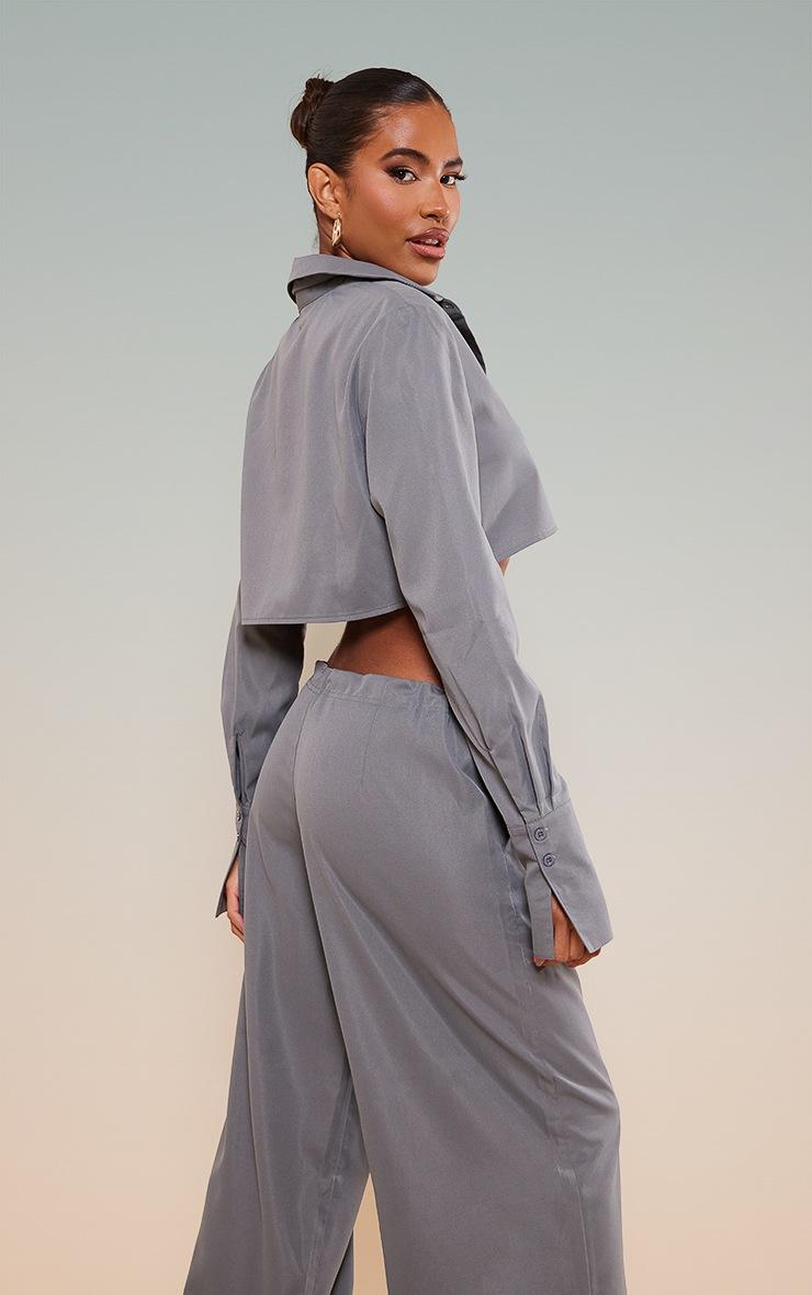 Pretty Little Thing Slate Grey Cropped Shirt