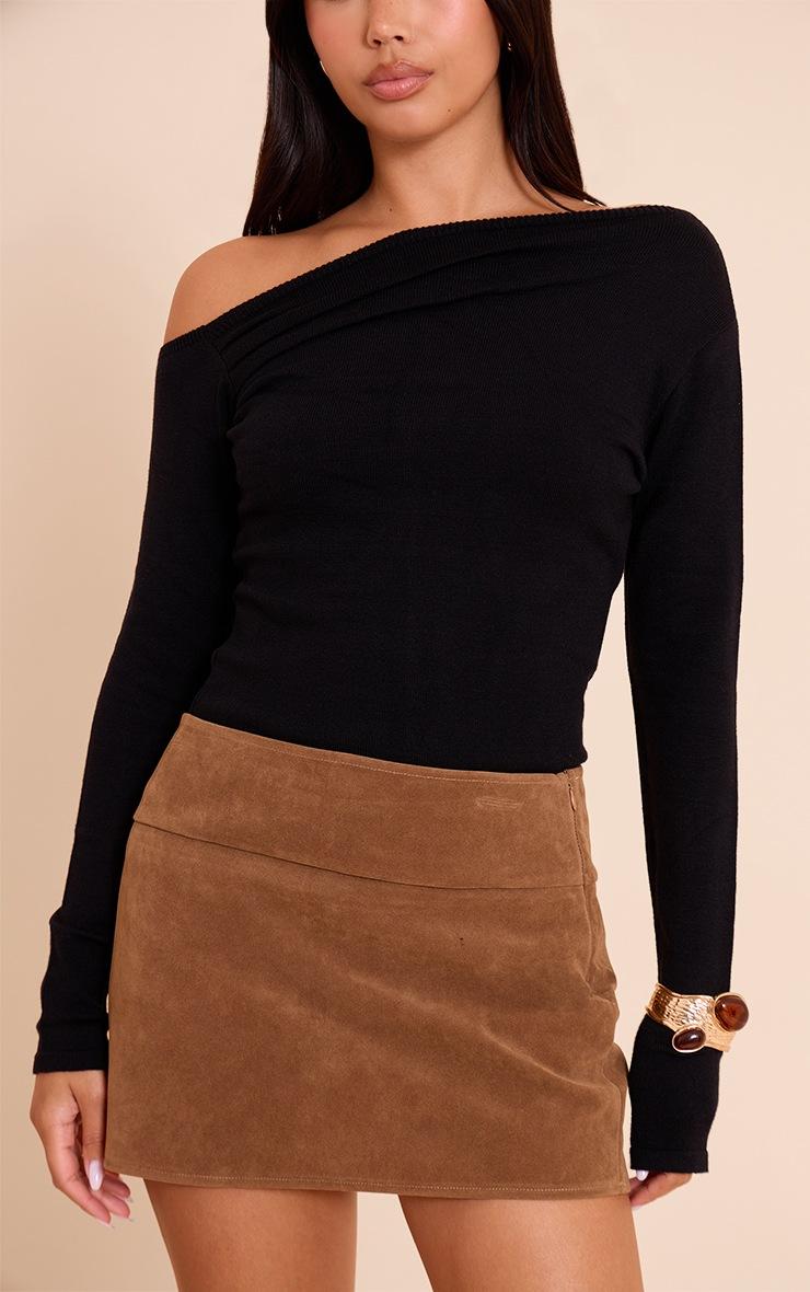 Pretty Little Thing Wine Faux Suede Mini Skirt