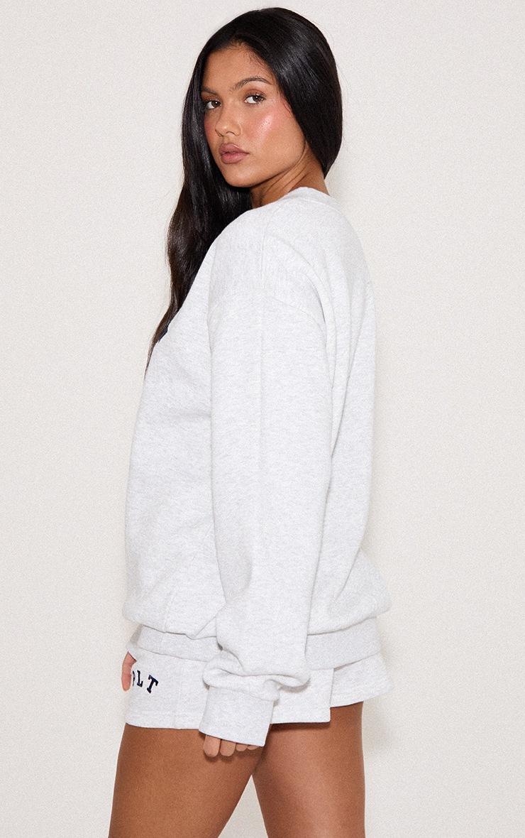 Pretty Little Thing PRETTYLITTLETHING Ash Grey Logo Oversize Sweatshirt