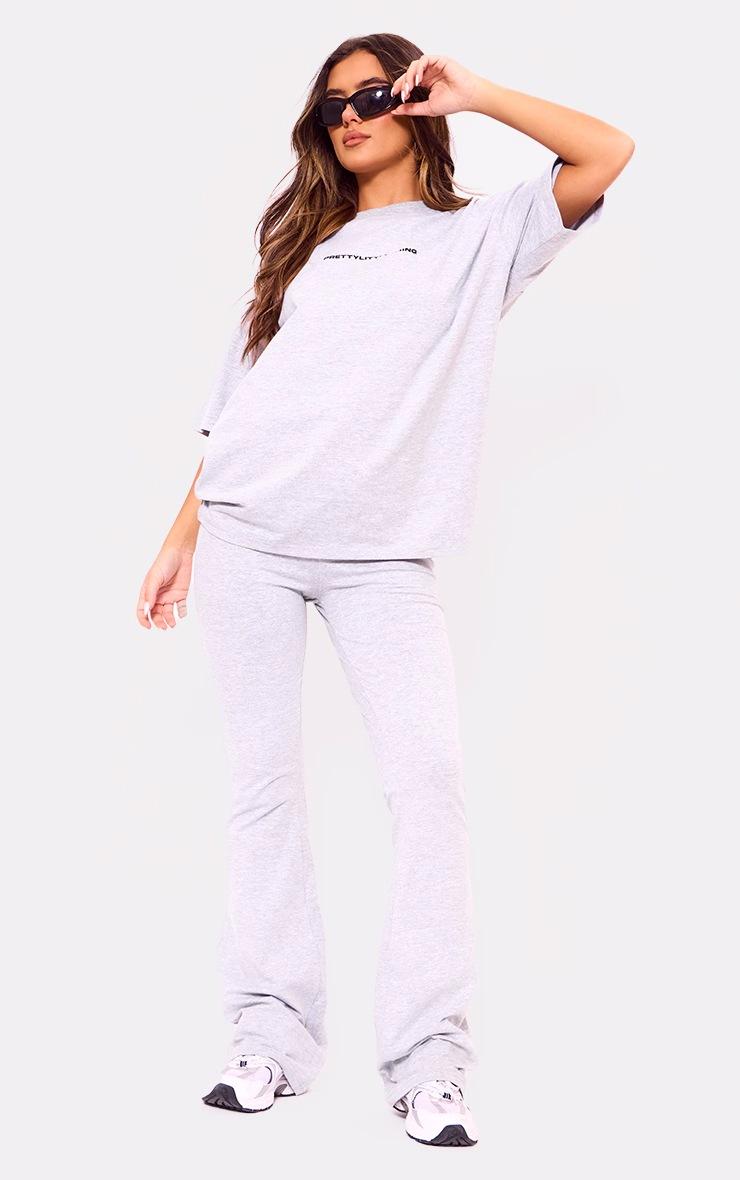 Pretty Little Thing PRETTYLITTLETHING Ash Grey Print Flared Pant
