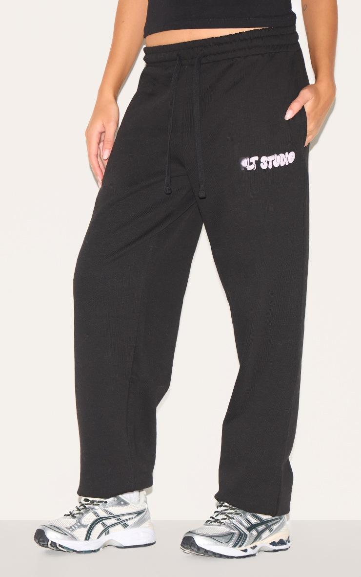 Pretty Little Thing PRETTYLITTLETHING Black Premium Studio Print Cuffed Sweatpants