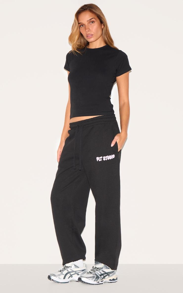 Pretty Little Thing PRETTYLITTLETHING Black Premium Studio Print Cuffed Sweatpants