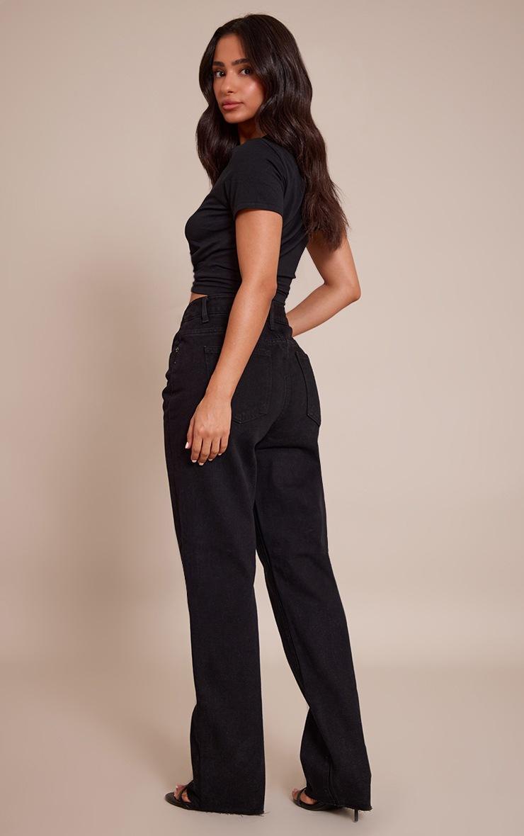 Pretty Little Thing PRETTYLITTLETHING Petite Black Long Leg Straight Jeans