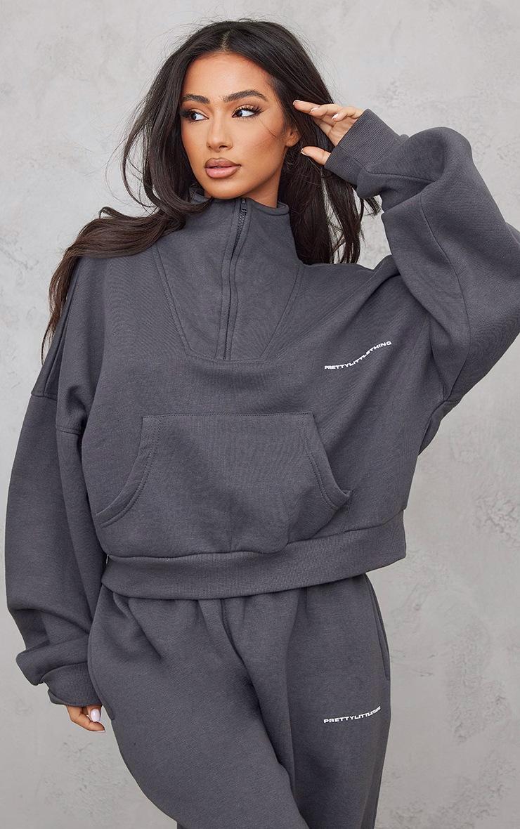 Pretty Little Thing PRETTYLITTLETHING Petite Charcoal Oversized Half Zip Sweat