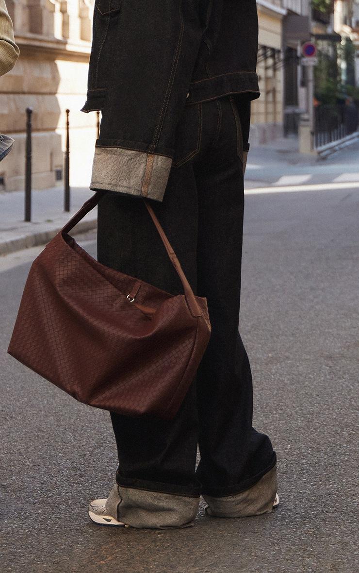 Pretty Little Thing Raw Indigo Wash Contrast Stitch Turn Up Hem Wide Leg Jeans