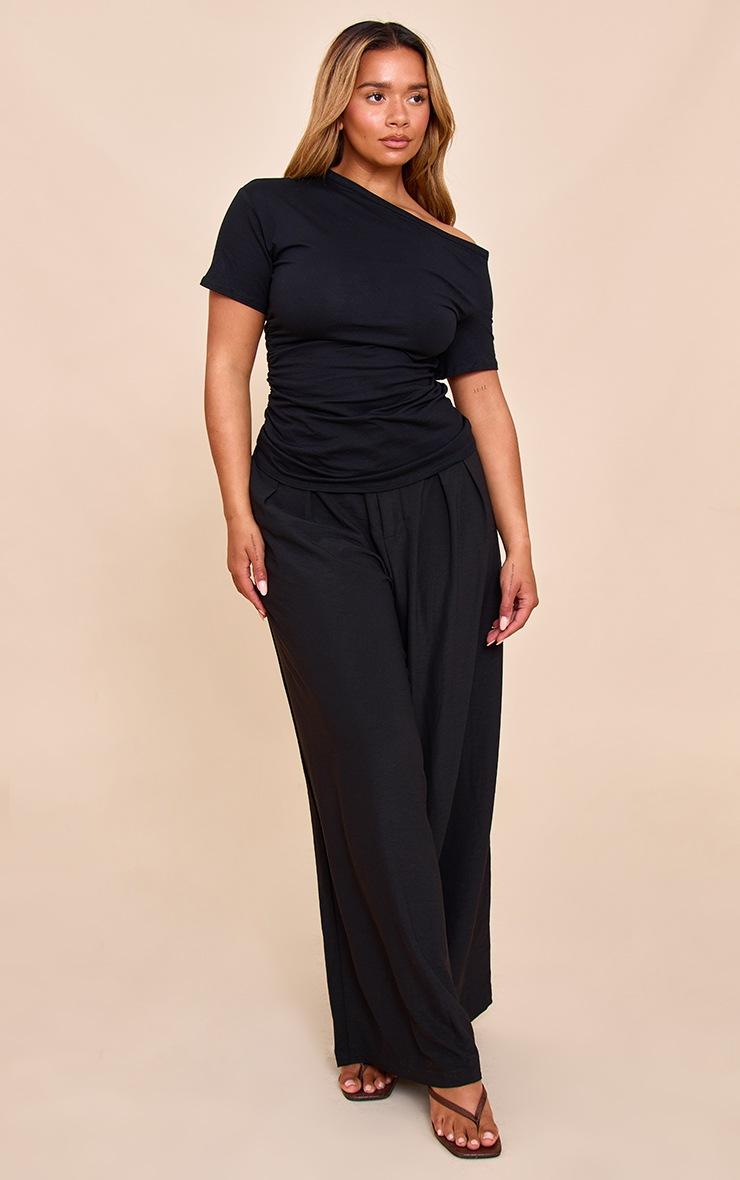 Pretty Little Thing Shape Black Off Shoulder Ruched Side T-shirt