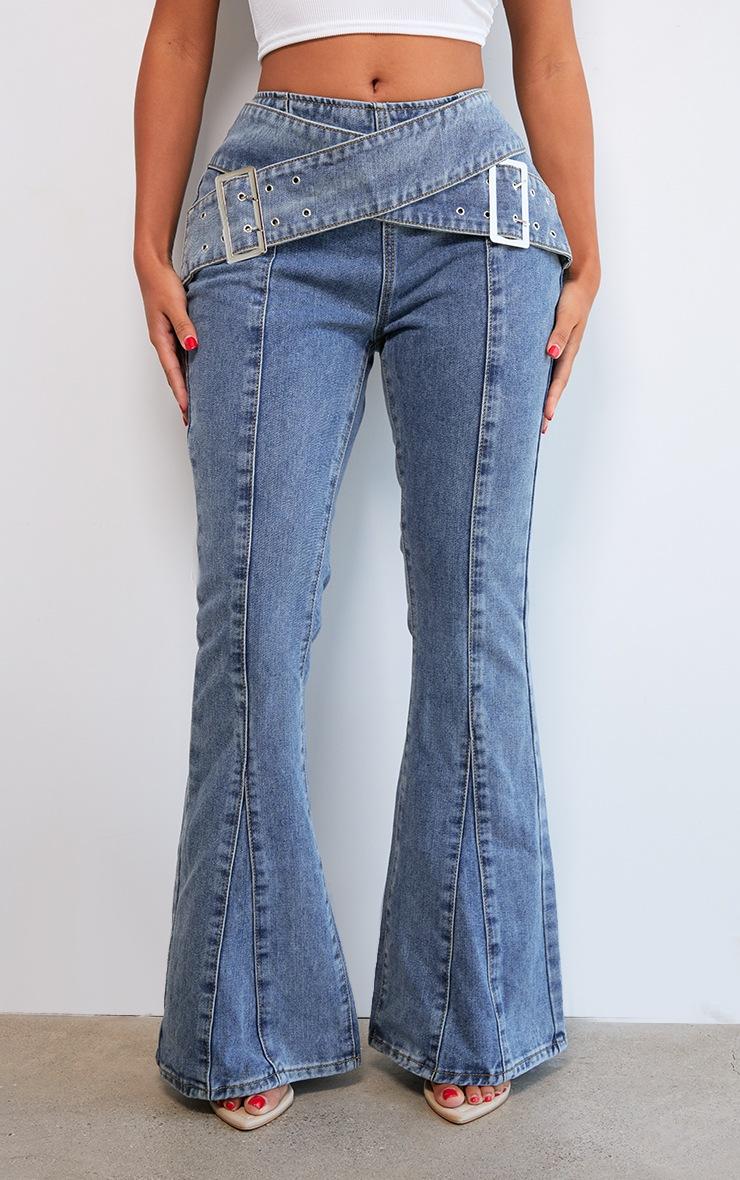 Pretty Little Thing Shape Blue Washed Denim Belted Flare Jeans