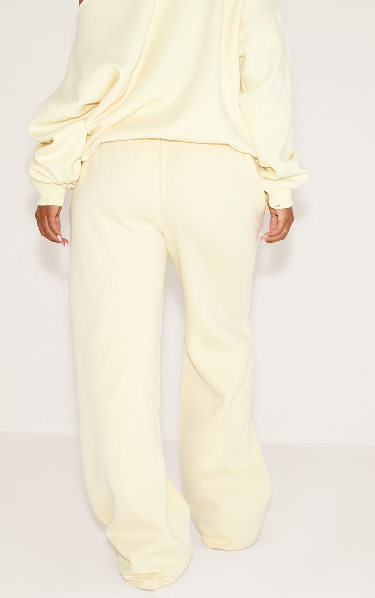 Pretty Little Thing Shape PrettyLittleThing Lemon Sweatpants