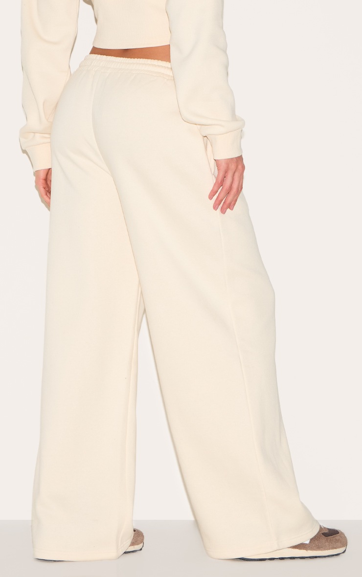 Pretty Little Thing Tall Cream Mid Rise Wide Leg Sweatpants