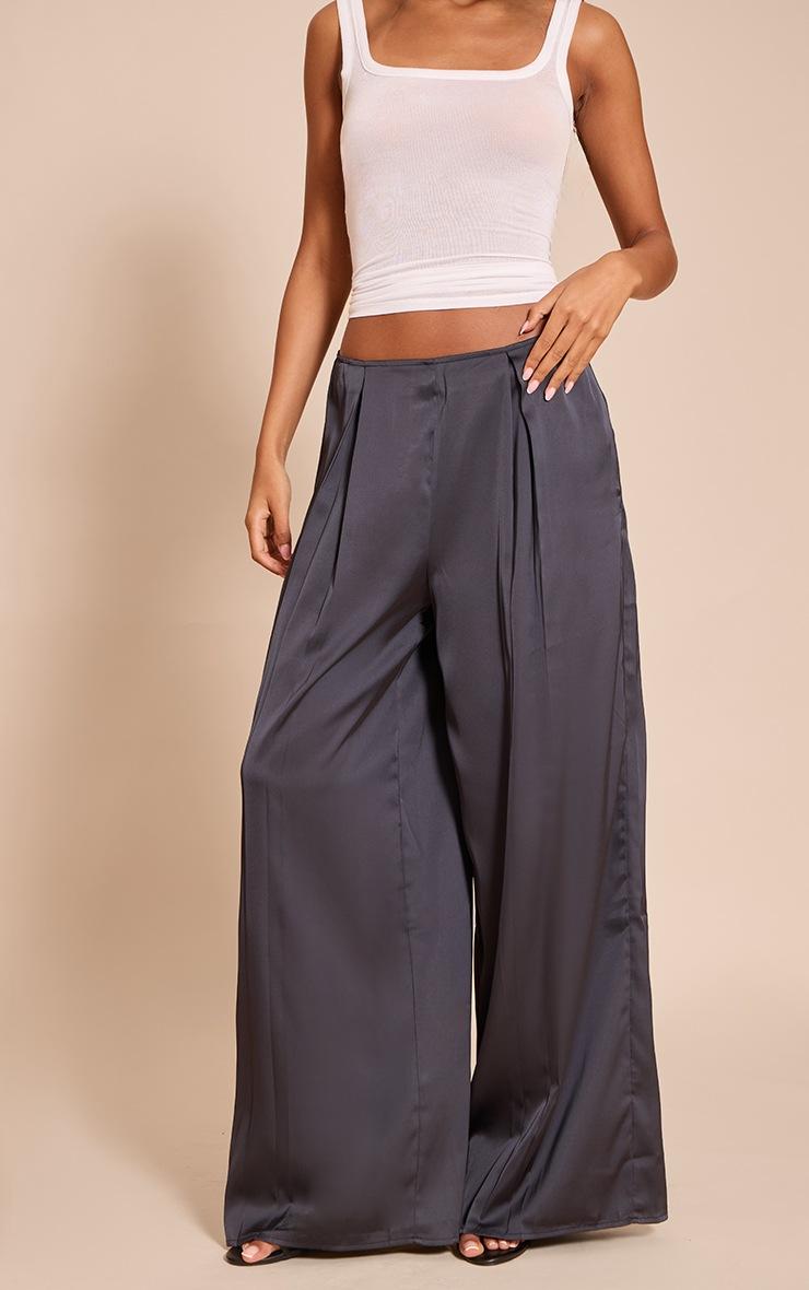 Pretty Little Thing Tall Navy Pleated Satin Wide Leg Pants