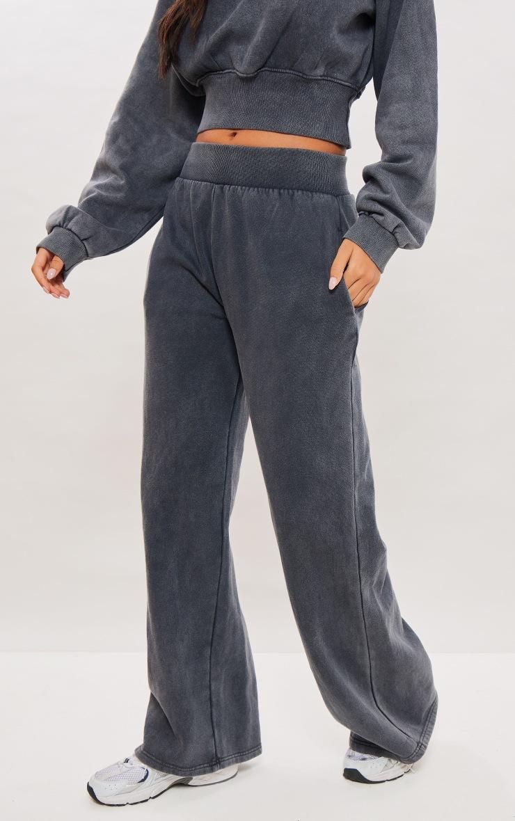 Pretty Little Thing Tall Washed Charcoal Wide Leg Sweatpants