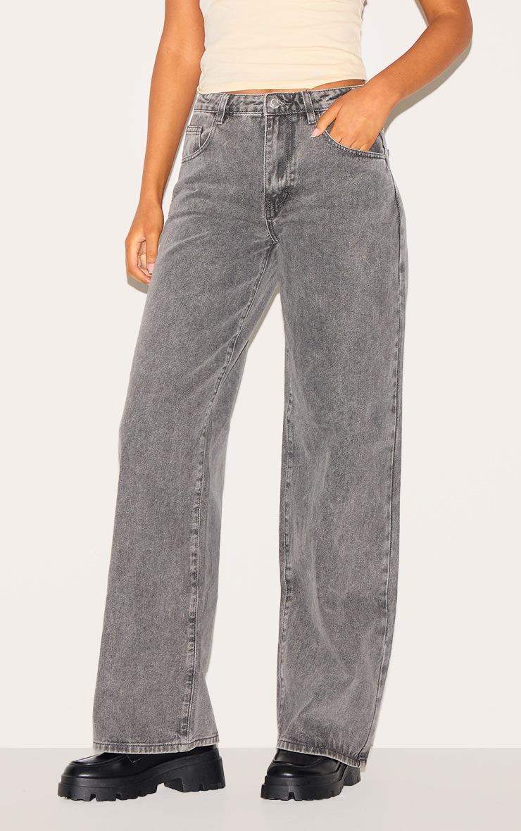 Pretty Little Thing Tall Washed Grey Low Rise Straight Leg Jeans