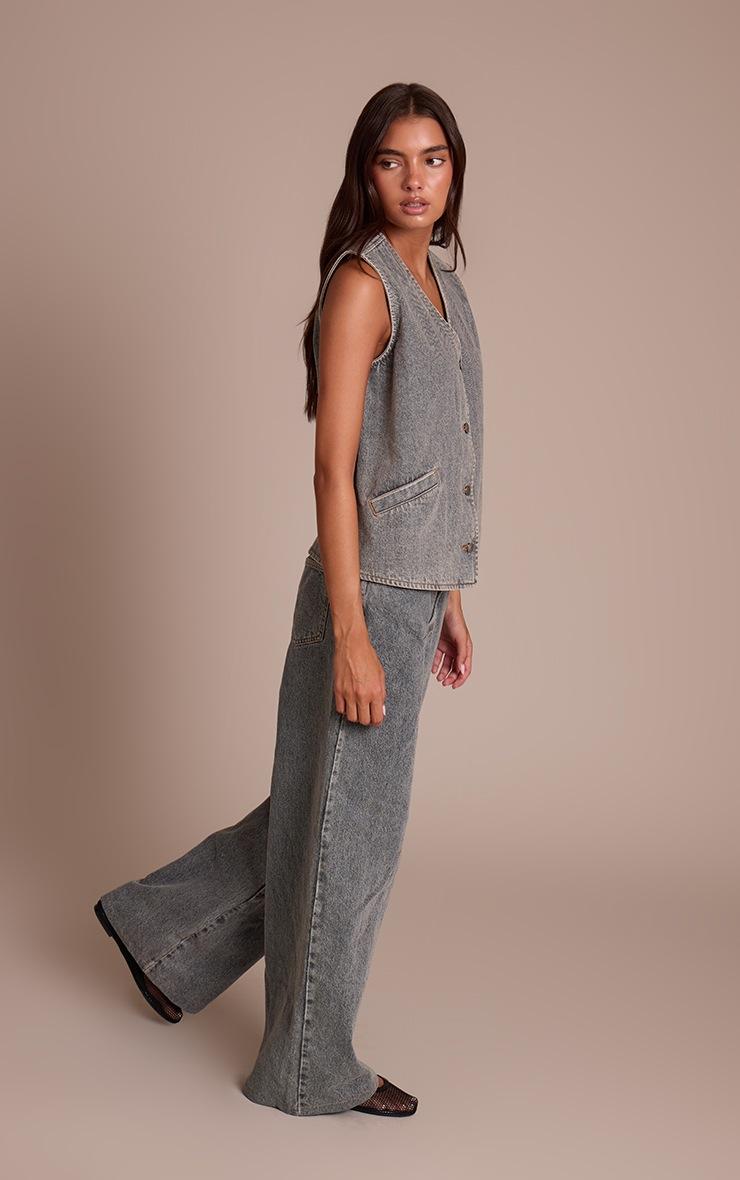 Pretty Little Thing Vintage Mid Waist Straight Leg Jeans