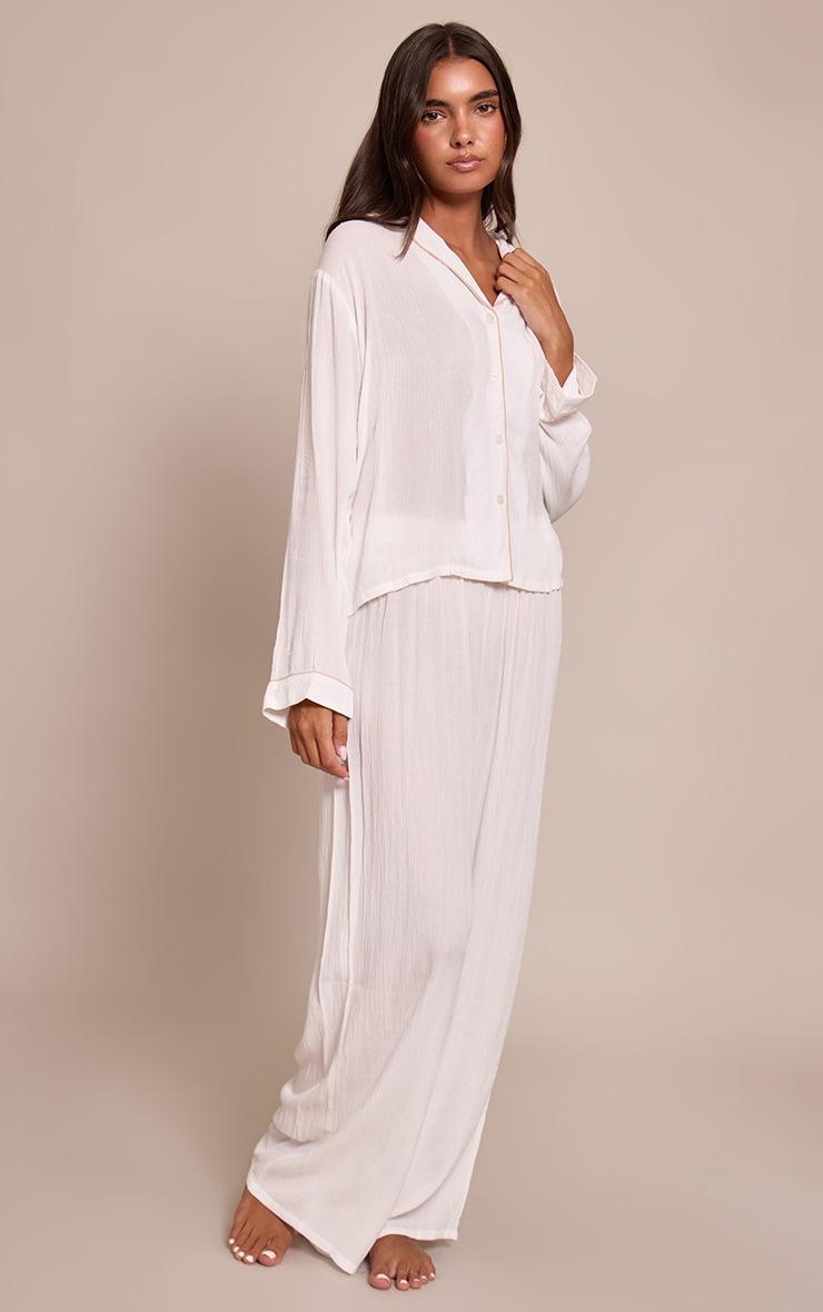 Pretty Little Thing White Contrast Piping Crinkle Long Pj Set