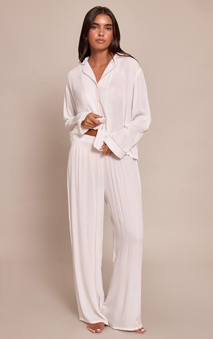 Pretty Little Thing White Contrast Piping Crinkle Long Pj Set