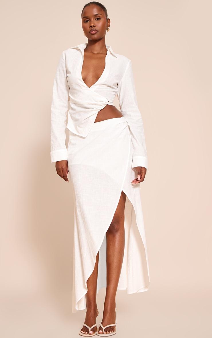 Pretty Little Thing White Linen Look Twist Plunge Shirt