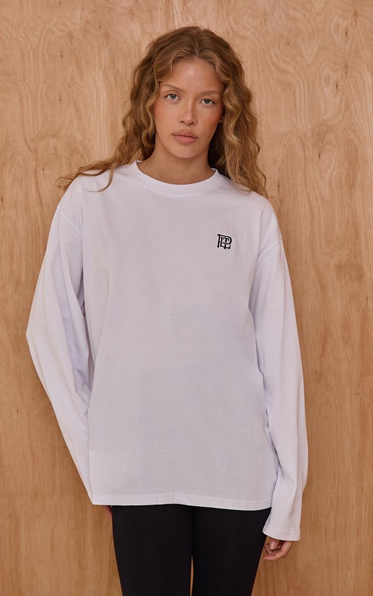 Pretty Little Thing White Oversized Embroidered T-Shirt