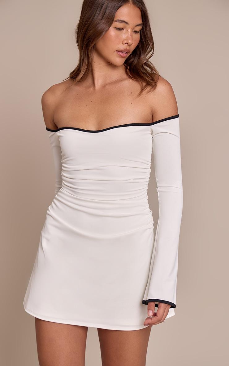 Pretty Little Thing White Slinky Contrast Off The Shoulder Shift Dress