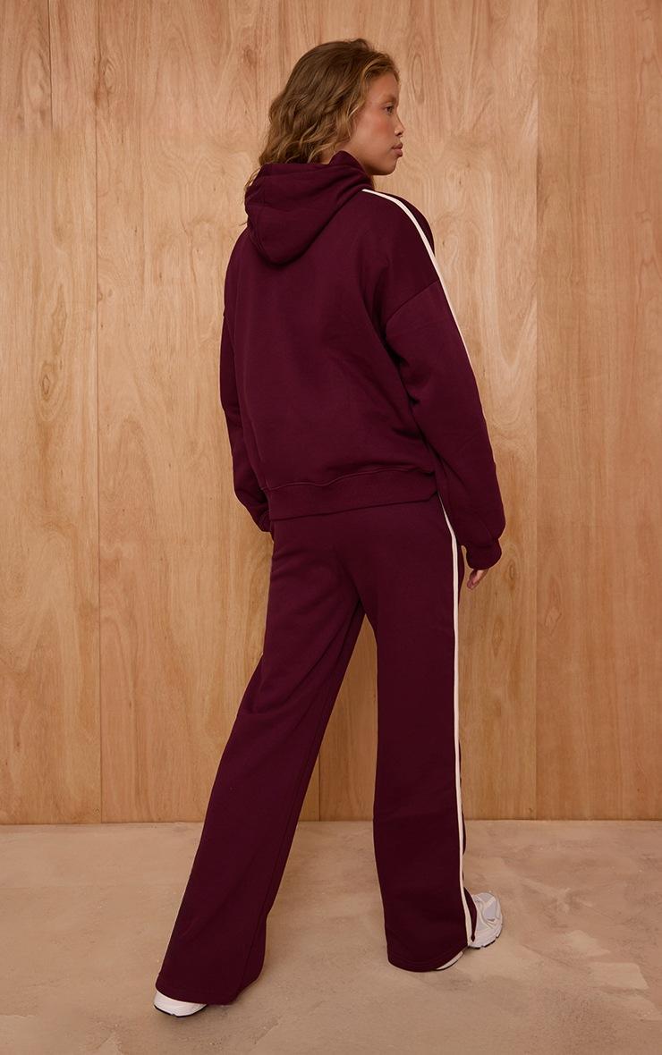 Pretty Little Thing Wine Health Club Print Wide Leg Sweatpants