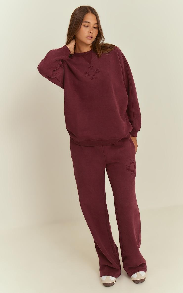 Pretty Little Thing Wine PLT Embossed Crew Neck Sweatshirt